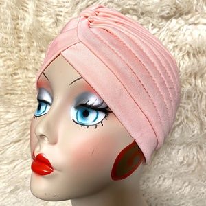 Stunning Soft Peach vintage, retro pinup turban